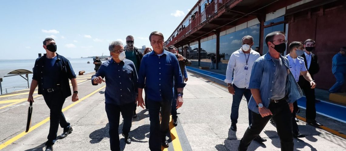 O presidente da República, Jair Bolsonaro, visita o  Porto de Belém