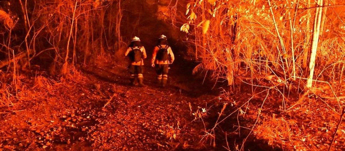 amolar_combate-incendios-novos-dourados2-foto-andre-zumak-IHP-1-730x425