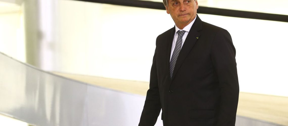 O presidente Jair Bolsonaro participa de cerimônia de lançamento de programa de qualificação do atendimento de agentes comunitários de saúde, o "Saúde com Agente".