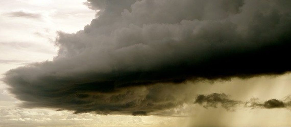 frente-fria-tempestada-chuva-ventos-previsao-tempo