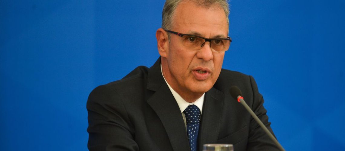 O ministro de Minas e Energia,Bento Albuquerque, participa de coletiva de imprensa no Palácio do Planalto, sobre as ações de enfrentamento ao covid-19 no país