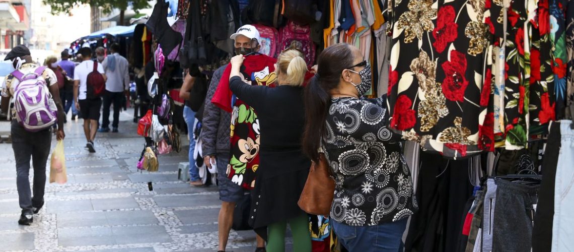 Comércio ambulante no centro de São Paulo